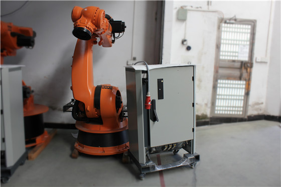 二手機器人二手KUKA六軸加長機械手